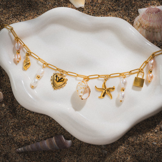 Hot Afternoon Charm Necklace